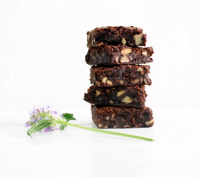 walnut brownies with browned butter