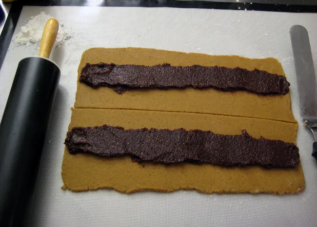 pomegranate-fig puree on spiced cookie dough