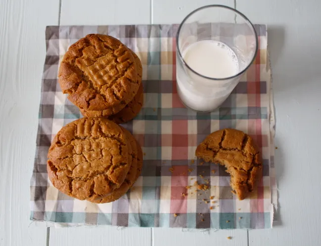 gluten-free peanut butter cookies