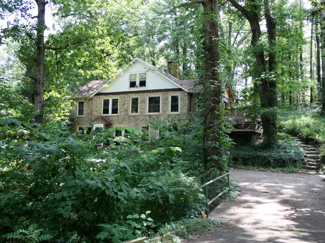 view of house from the driveway