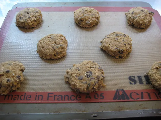 oatmeal chocolate cherry pecan cookie dough