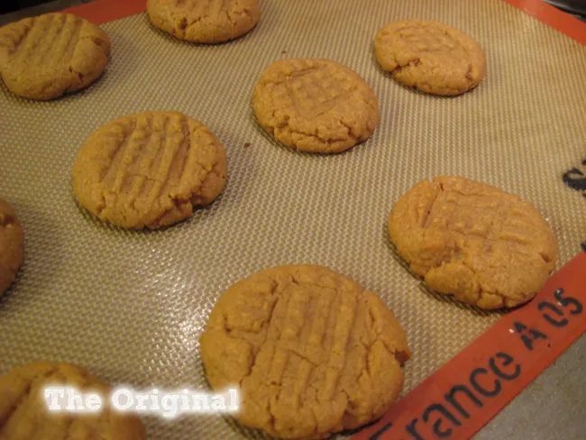 the original-1 cup natural peanut butter, 1 cup sugar, 1 egg, 1 teaspoon baking powder